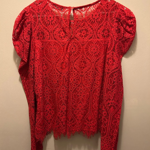 blouse - Picture 2 of 3